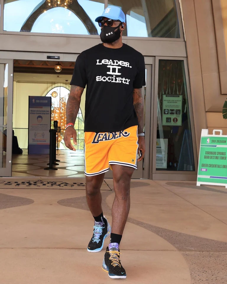 AUTHENTIC LEADER. SHORTS