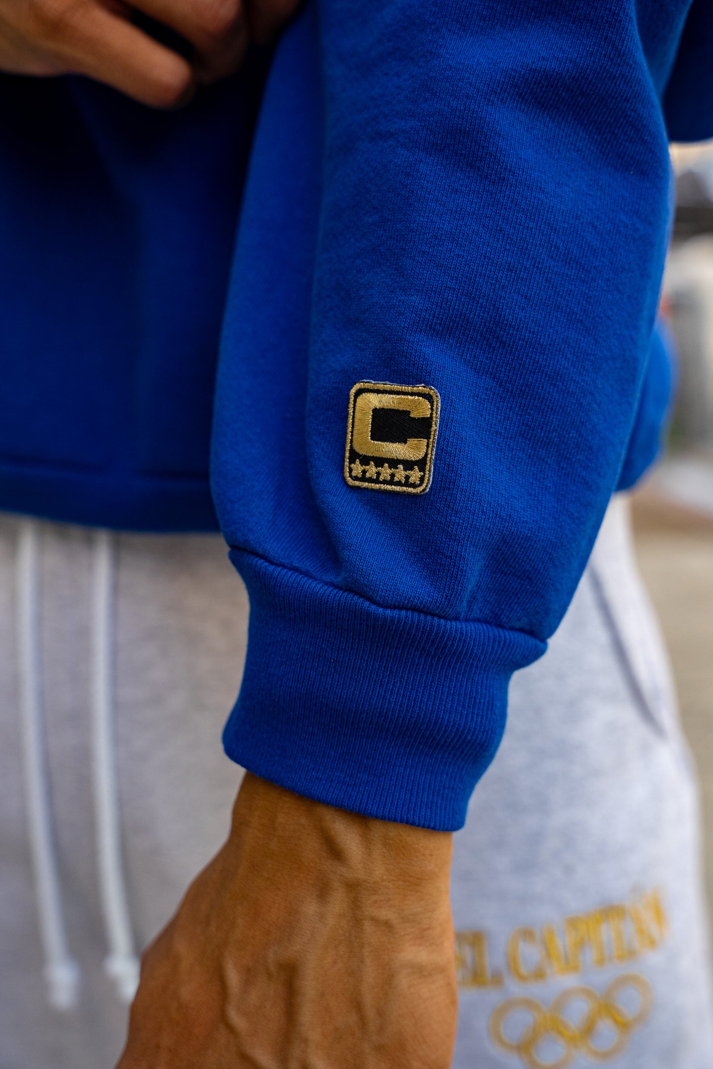 🐝 🅰️ 𝐋𝐄𝐀𝐃𝐄𝐑. [LOS ANGELES] AUTHENTIC SWEATSHIRT
