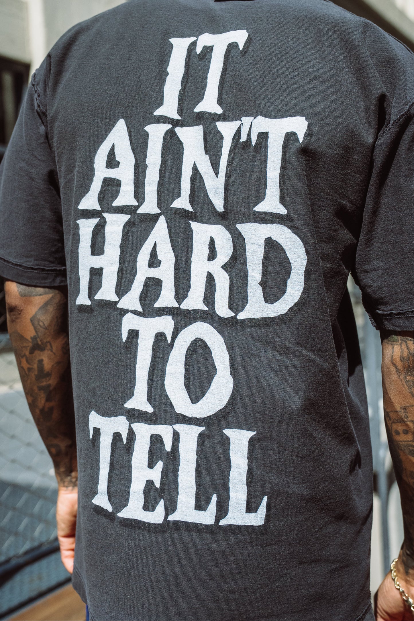 IT AIN'T HARD TO TELL TEE