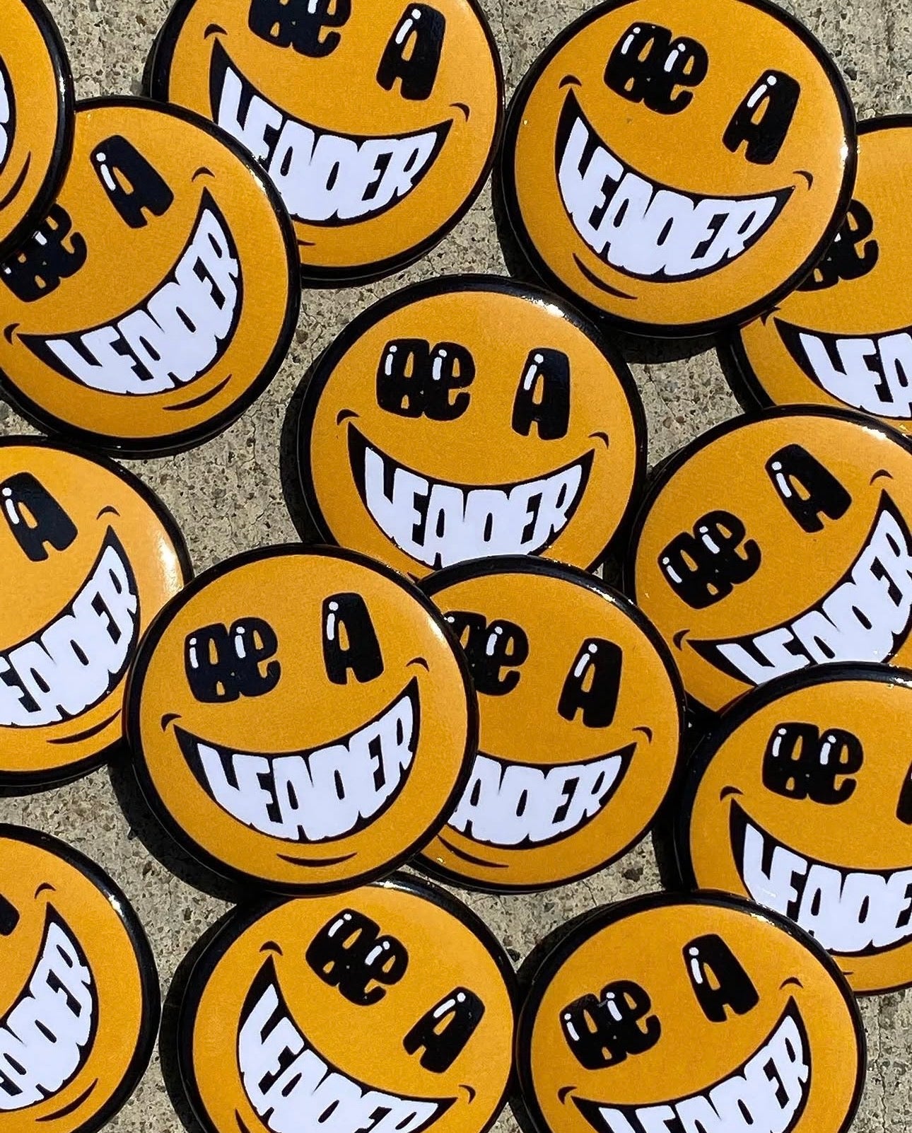 SMILEY FACE BUTTON